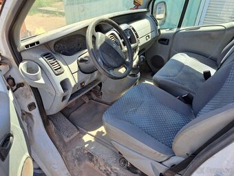 Renault Trafic 2,0 Tdi - na opravu nebo na díly - 6