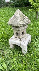 Sochy a květináče, japonská lampa z mrazuvzdorné drti - 6