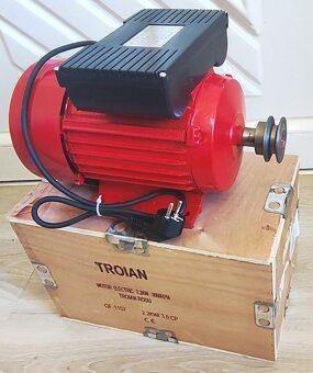 Elektromotor s řemenicí na 230V 2,2kW 3000 otáček - 6