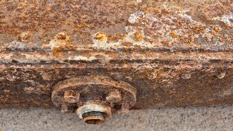 Železné nýtované plechy - 6