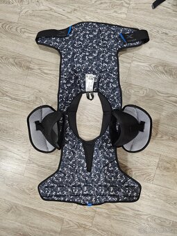 Hokejová výstroj BAUER - senior + zánovní - 6