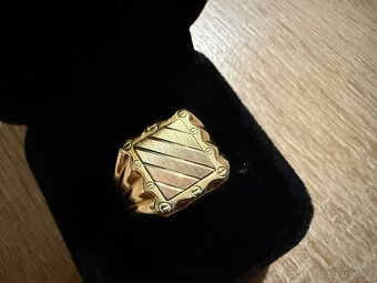 Panský zlatý prsten 6,63g 585/1000 - 6