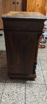 Starožitná komoda - 6