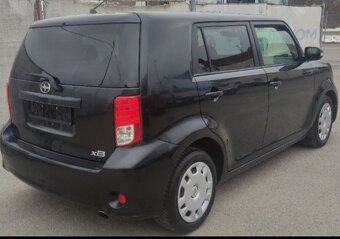 TOYOTA URBAN VERSO COROLLA ( SCION xB ) - 6