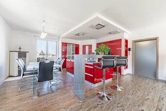 Prodej rodinného domu 240 m², pozemek 917 m² - Kaplice - 6