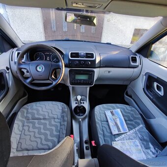Škoda Roomster 1.2 BENZÍN - 6