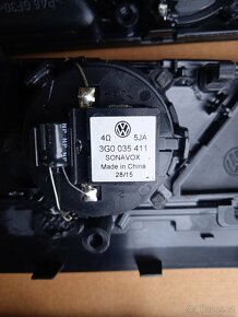 Passat B8 lišty dveří , kliky, reproduktotory - 6