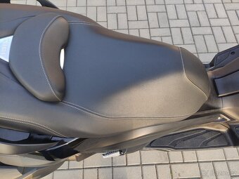 Yamaha x-max 400 - 6