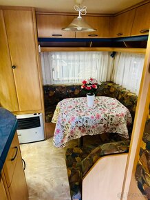 KARAVAN HOBBY DE LUXE - 6