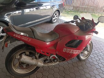 Suzuki GSX 600 F - 6