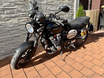 YAMAHA XJR 1300 - 6
