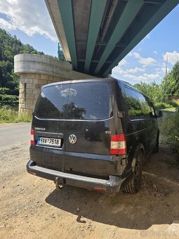 VW Caravelle T5 2.5 Tdi 96kW - 6