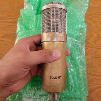 Universal Audio - Bock 187 - 6