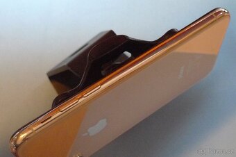 Apple iPhone X 64GB 84% - 6