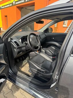 CITROEN C-CROSSER 2,2 hdi 7 míst, 2009 - 6