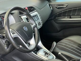 Lancia Delta 88 kW, 1.6 JTD, PLNÁ VÝBAVA, PANORAMA - 6