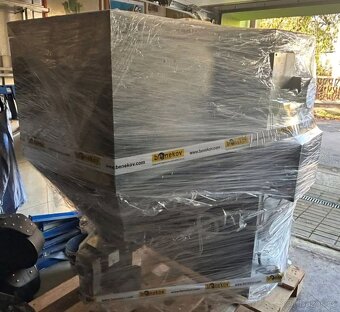 Prodám nový automatický kotel Benekov C 27 BIO - 6