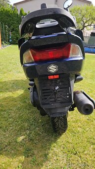 Suzuki Burgman 150 - 6