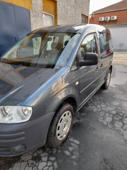 Prodám VW CADDY LIFE 1,6 MPi 75 Kw - 6