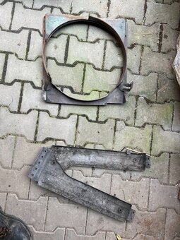 Chladiče, těleso a lapač vzduchu zetor 25 - 6