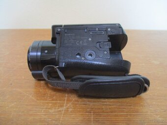 videokamera Sony HDR CX6 - 6
