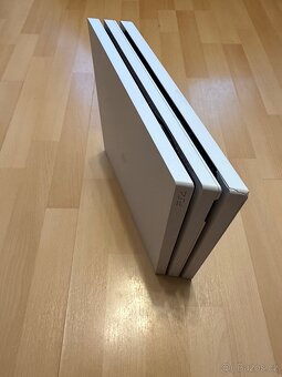 Herní konzole Sony PS4 Pro 1 TB – bílá - 6