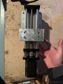 Nová 3-osá CNC frezka - router - 6