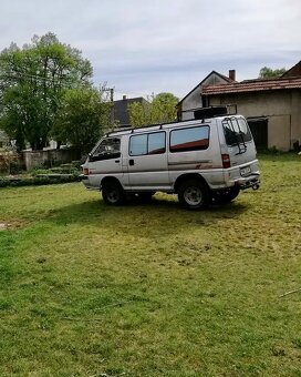 Mitsubishi L300 2.5L Benzin 4x4 - 6