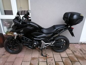 Honda NC 750X - 6