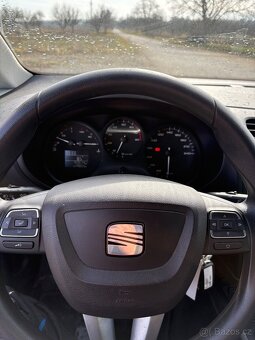 Seat Leon , facelift , 1.2 tsi 77kw rok 2011 - 6