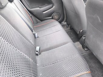 Mazda 2, KRÁSNÁ,100TKM,VÝBAVA,SERVISKA - 6