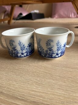 2 hrnečky Josefina Loučky – modrobílý porcelán - 6