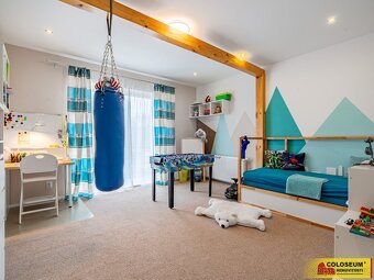 Moravský Krumlov, RD 5+kk, pozemek 760m2, zahrada, bazén, pe - 6