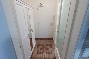 Prodej bytu 1+kk 25 m², Praha - Libeň, ev.č. N08457 - 6