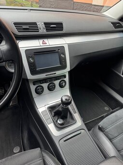 Prodám Volkswagen Passat B6 2.0 TDI (125 kW) - 6