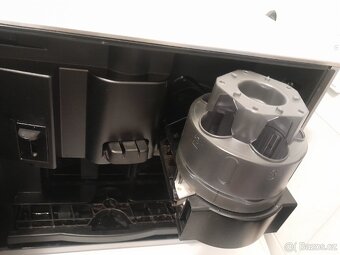 Kávovar Miele CVA-3650 Nespresso - 6