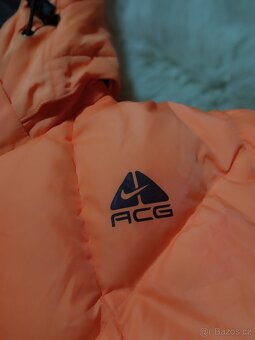 Peřová bunda Nike VEL.L - 6