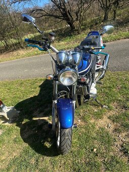 Suzuki GSX 1400 - 6