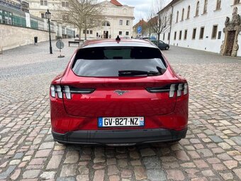 Ford Mustang Mach-E RWD, dojezd 400km,nové auto - 6