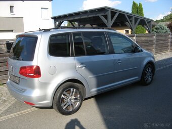 vw Touran 1,4 tsi, jen 113tkm, 7 mist - 6