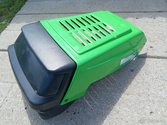 Kapota na zahradní traktor - 6