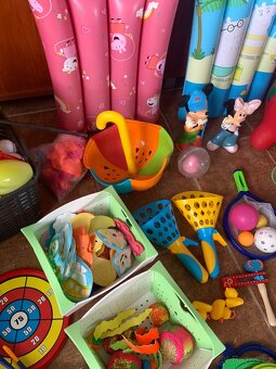 Hromada hraček - prodej komplet, osobní odběr - 6