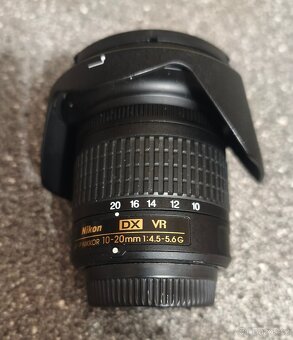 Nikon D5500 + příslušenství - 6