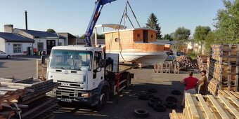Prodám kajutovou loď - hausbot - 6