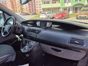 Citroën C8 - 6