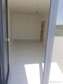 3+kk s terasou a sklepní kójí - 6