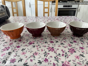 Talíře, misky, skleničky - 6