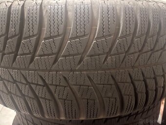 Nabízím zimní pneumatiky Bridgestone Blizzak 215/55 R17 - 6