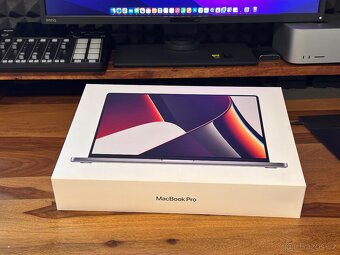 MacBook PRO 16" M1 Pro 10/16 jader 16GB/1TB 100% stav - 6