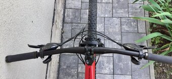 Horské kolo Specialized Rockhopper - 6